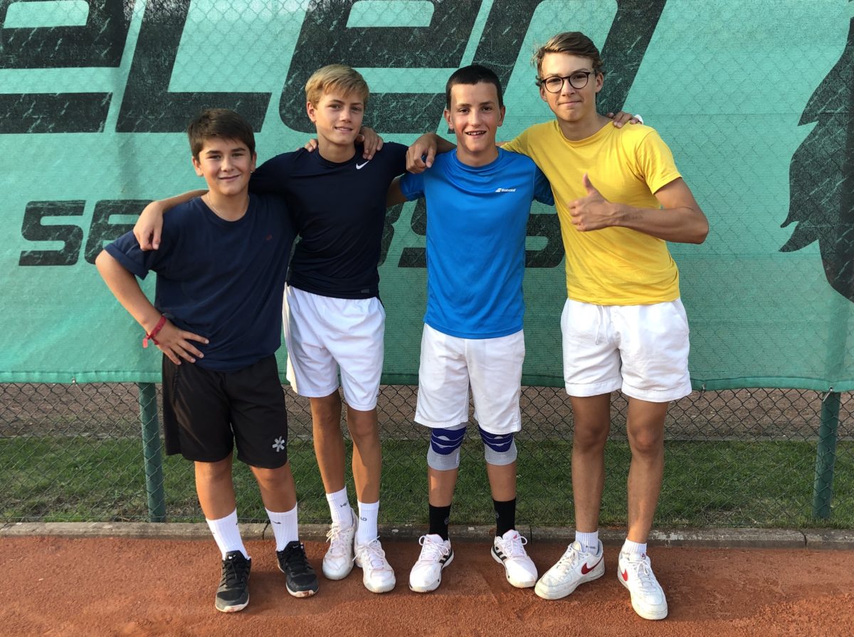 60 für die Tennismannschaften des Düsseldorfer HC duesseldorferhc.de