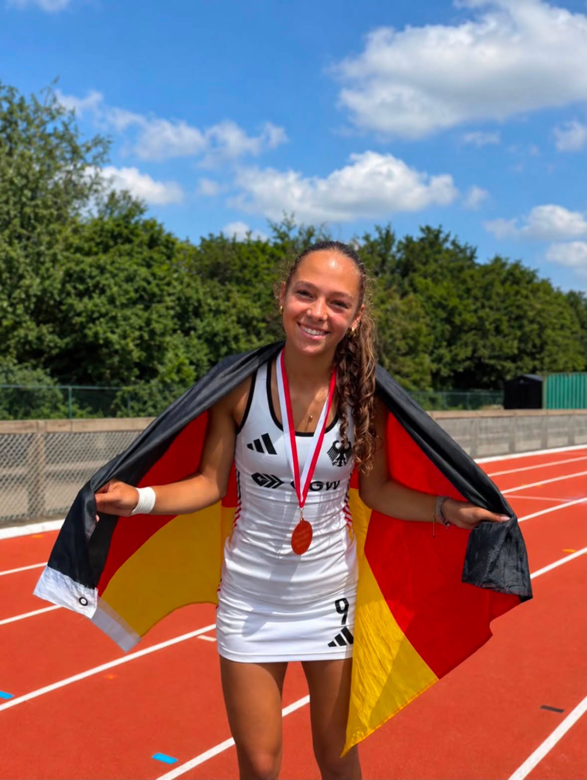 Sieg beim wU16 Sommerturnier: Rachel Brüderlink
